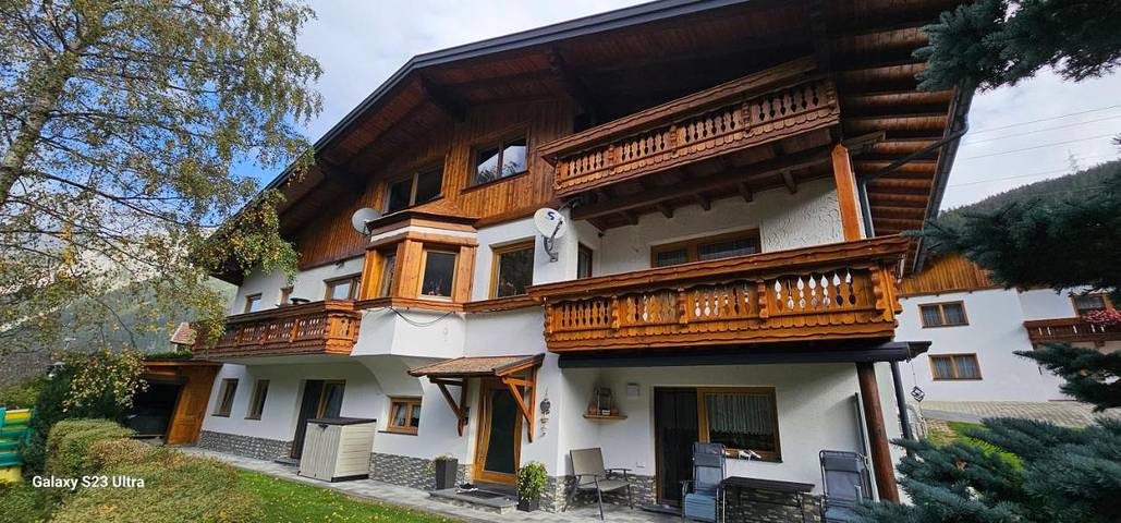 Ferienwohnung für 6 Personen, mit Balkon und Terrasse sowie Ausblick