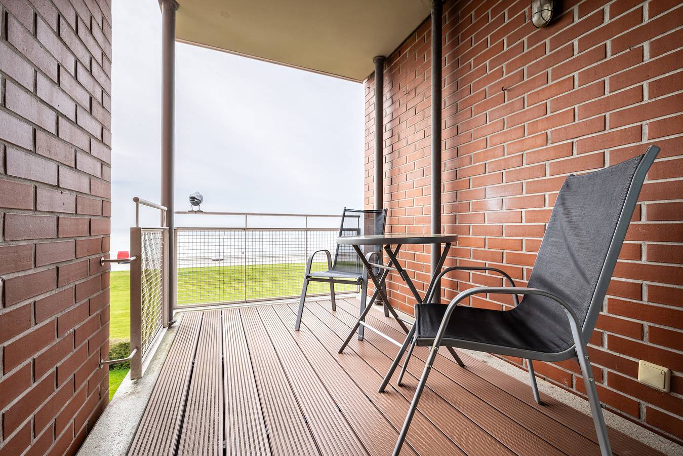 Ganze Ferienwohnung, Großzügige Ferienwohnung in Wilhelmshaven am Südstrand mit Balkon & Meerblick | Wohnung 28 in Südstrand (gebührenfrei), Wilhelmshaven