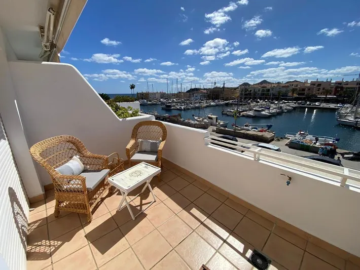 Ferienwohnung für 6 Personen, mit Ausblick und Garten sowie Pool, kinderfreundlich - 1