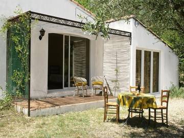 Cottage pour 4 personnes, avec jardin et terrasse à Vergèze