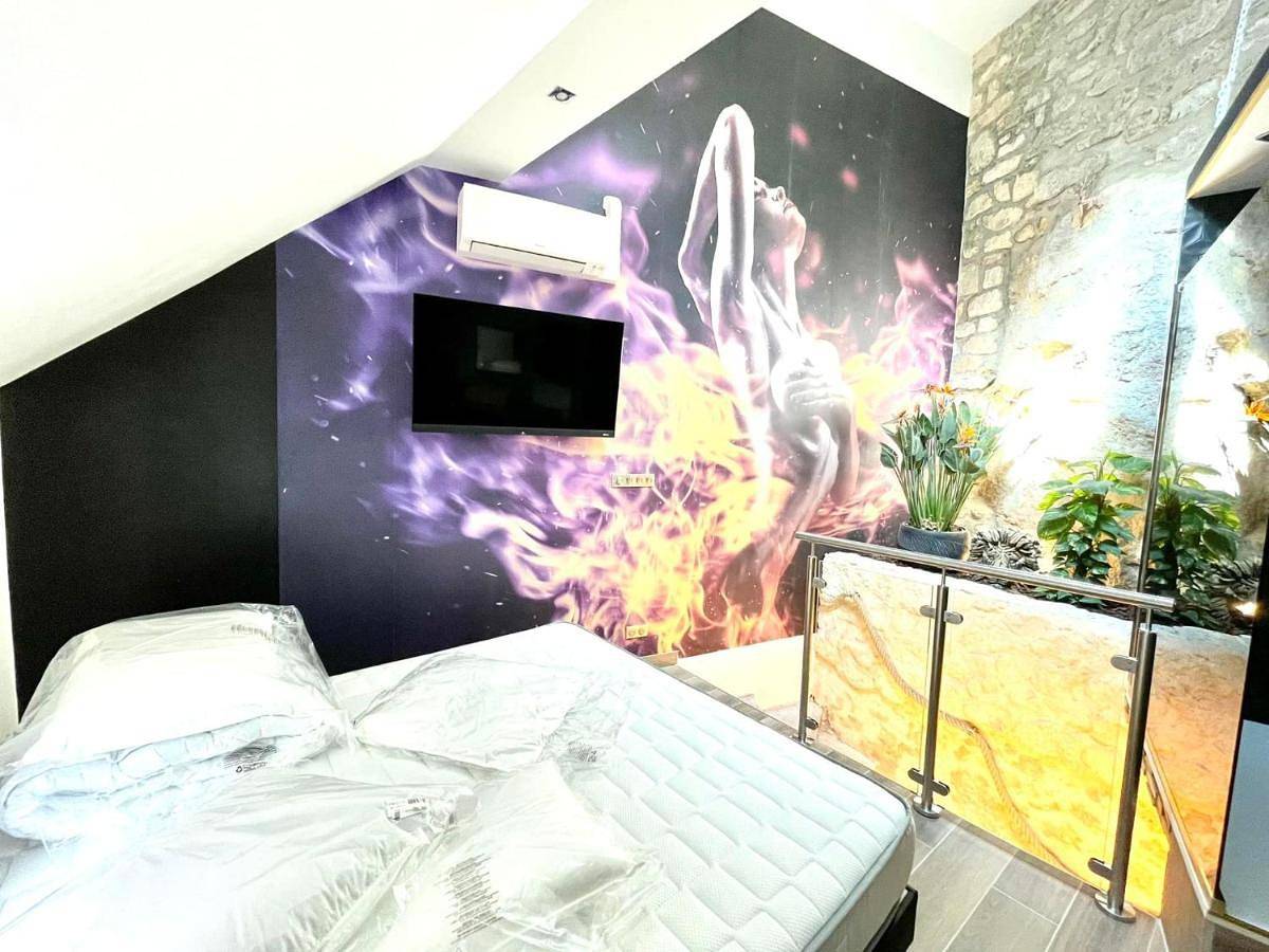 Appartement entier, Le Jardin secret in Pontoise, Val-d'Oise