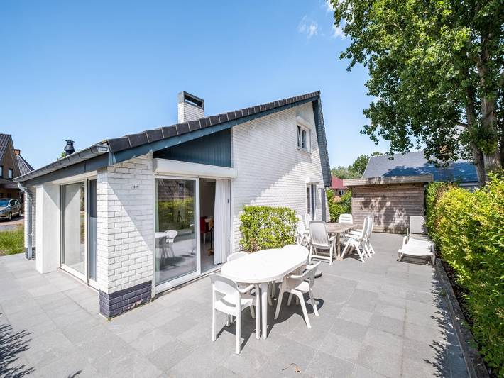 Villa for 8 people, with terrace and yard, with pets in Belgium