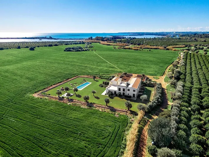 Alloggio in famiglia per 2 persone, con giardino e panorama nonché piscina - 1