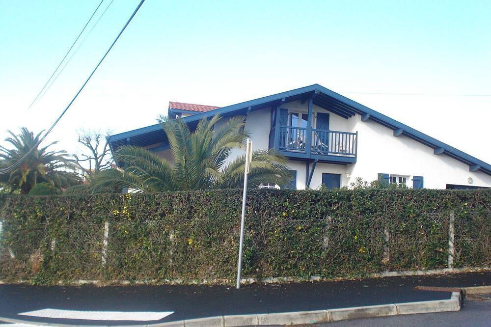 Entire apartment, The beach on foot 4 star rating in Bidart, Bayonne region