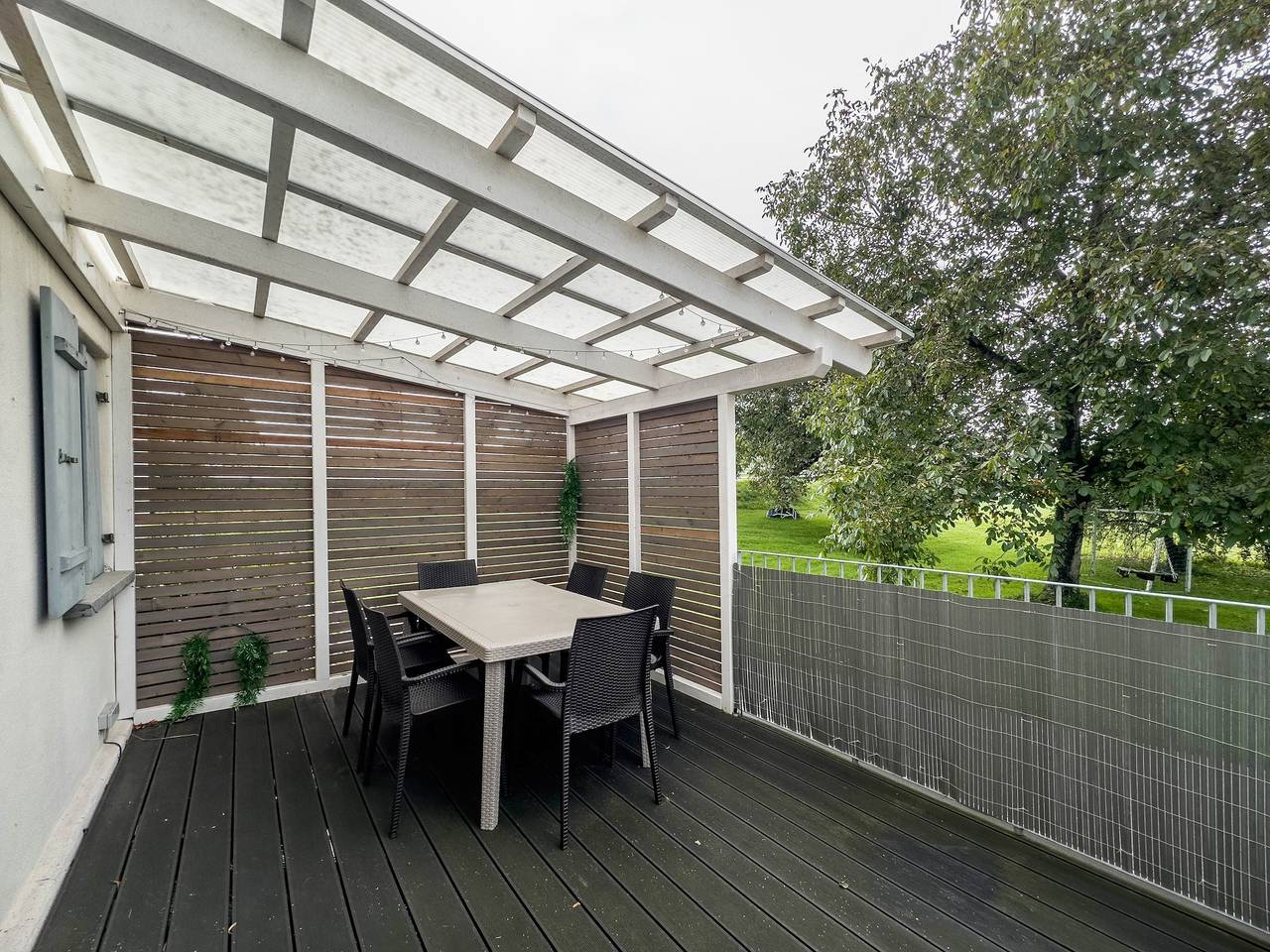 Ganze Wohnung, Ferienwohnung mit Balkon und 2 Schlafzimmern in Ravensburg, Region Bodensee-Oberschwaben