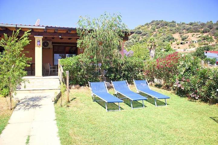 Appartement de vacances pour 4 personnes, avec balcon et jardin