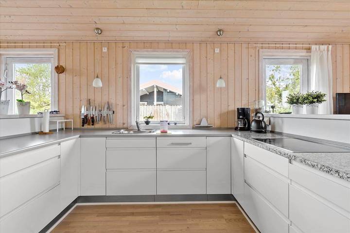 Ferienhaus für 6 Personen, mit Terrasse und Garten auf Møn - 4