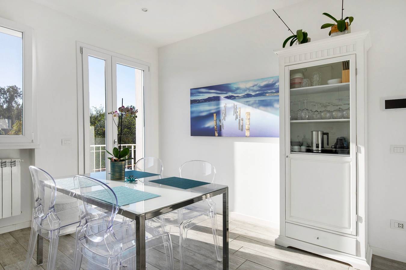 Apartamento entero, Casa de vacaciones 'Villetta La Brise -Versilia' con jardín privado, Wi-Fi y aire acondicionado in Marina di Pietrasanta, Pietrasanta