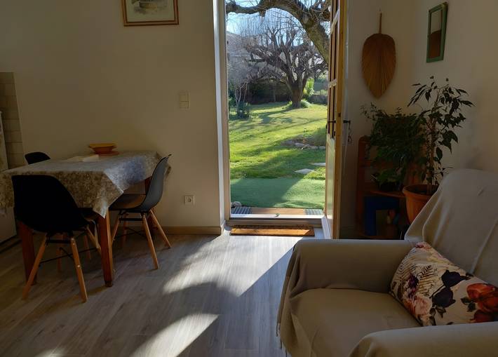 Gîte Des Pivoines : Escapade en amoureux dans le Sud in Buis-les-Baronnies, Région de nyons
