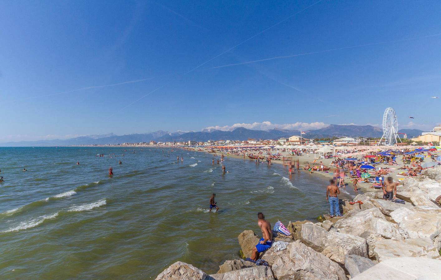 Apartamento vacacional entero, Acogedor apartamento junto a la playa con WiFi y aparcamiento in Viareggio, Costa de la Maremma