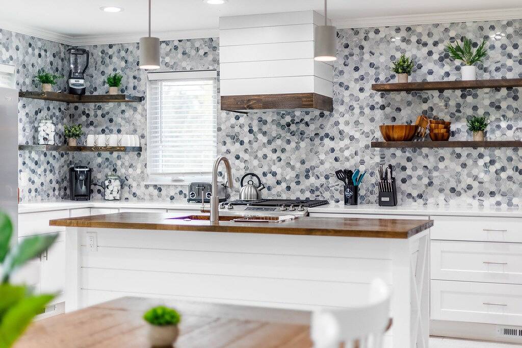 Stunning Three Bedroom Lake Escape in White Lake Township, Oakland County