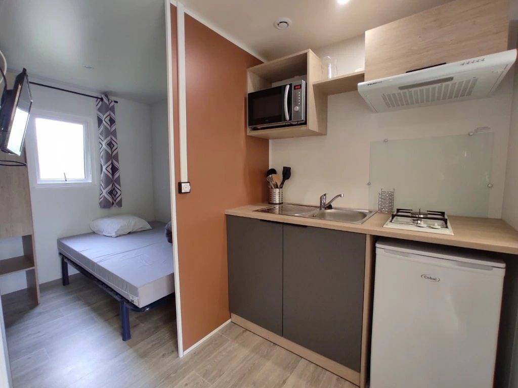 Zecamping 3 étoiles locatif Tv 2 pers in Pouzauges, Fontenay-le-Comte