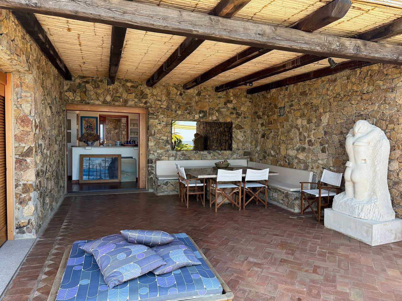 Villa 'Le Palme' con Vista Mare, Wi-Fi e Aria Condizionata in Portobello, Aglientu