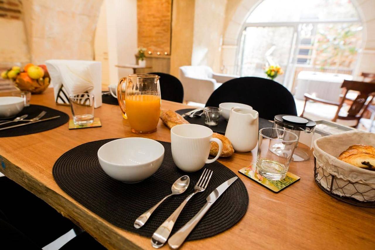 Appartement entier, Two-Bedroom Apartment in Bergerac, Périgord Pourpre