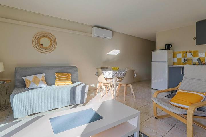 Location de vacances pour 2 personnes, avec terrasse à Laroque (Hérault) - 4
