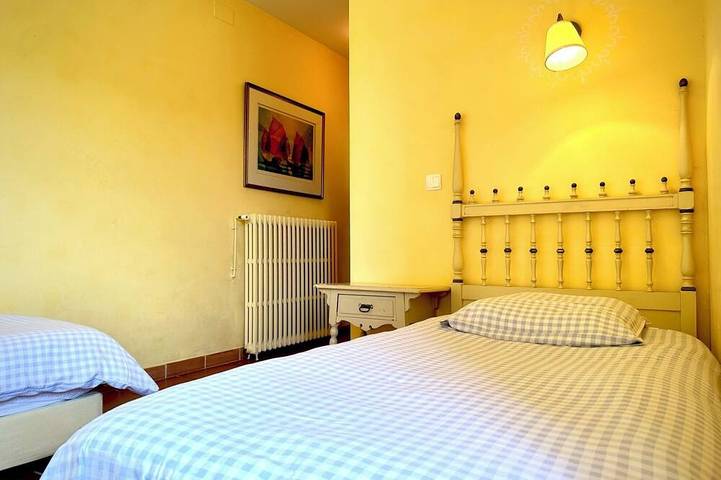 Location de vacances pour 13 personnes, avec jardin et piscine à Estadens - 2