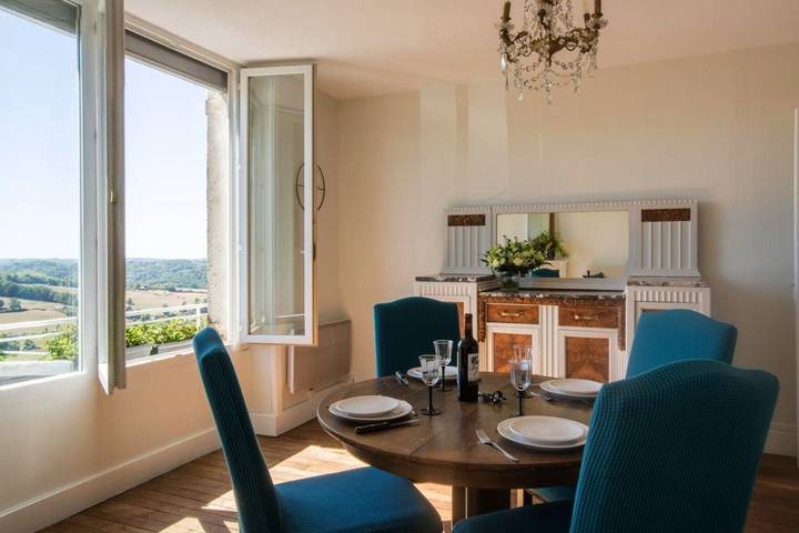 Gîte pour 4 personnes, avec vue et terrasse à Ayen - 3