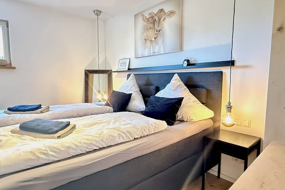 Ganze Wohnung, Ferienwohnung Allgäutraum - hell, hochwertig, mit Whirlpoolwanne und Kaminofen in Scheidegg, Bayerisch Schwaben