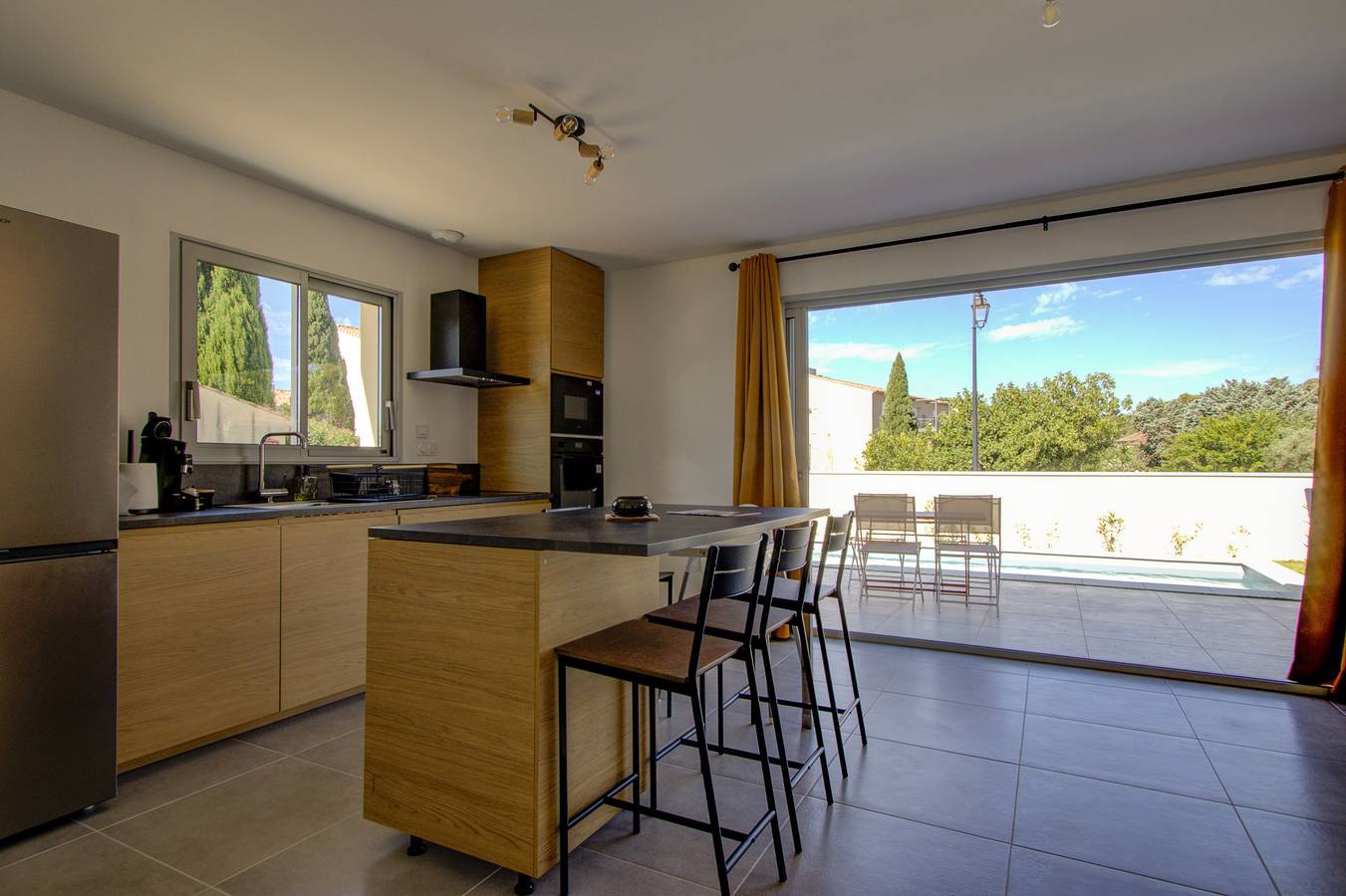 Chardonnay Villa neuve avec piscine privée au coeur du village - 4 pers. in Suze-la-Rousse, Région de nyons