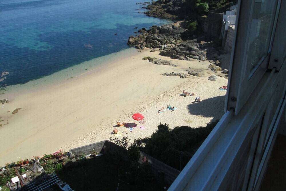 Apartamento entero, Bueu: Apto.Estudio en una casa in Bueu, Rias Baixas