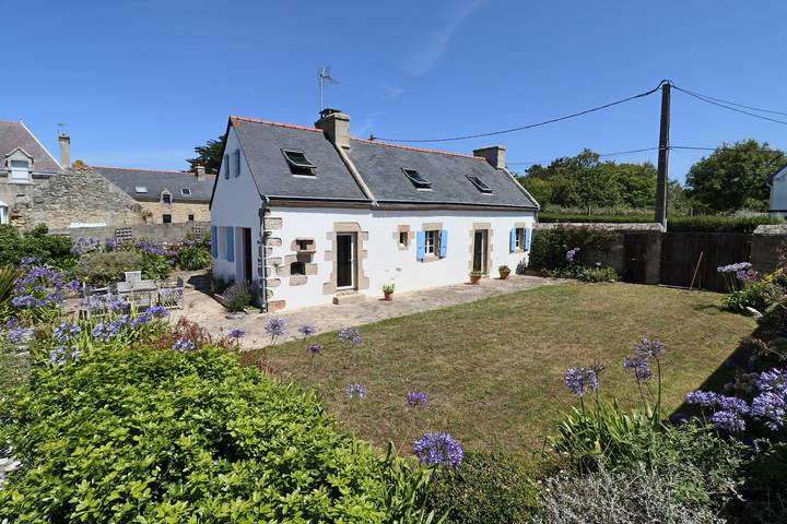 Location de vacances pour 6 personnes, avec terrasse et jardin à Primelin - 4