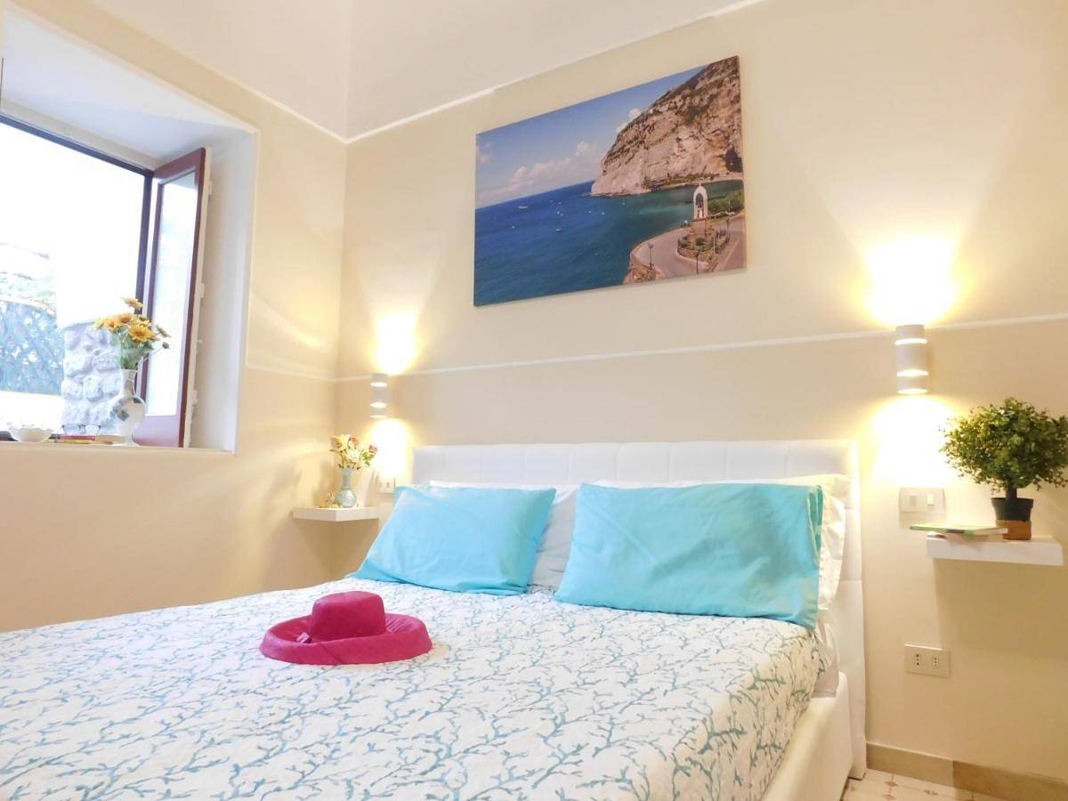 Double Room with Private Bathroom in Meta, Sorrento Coast