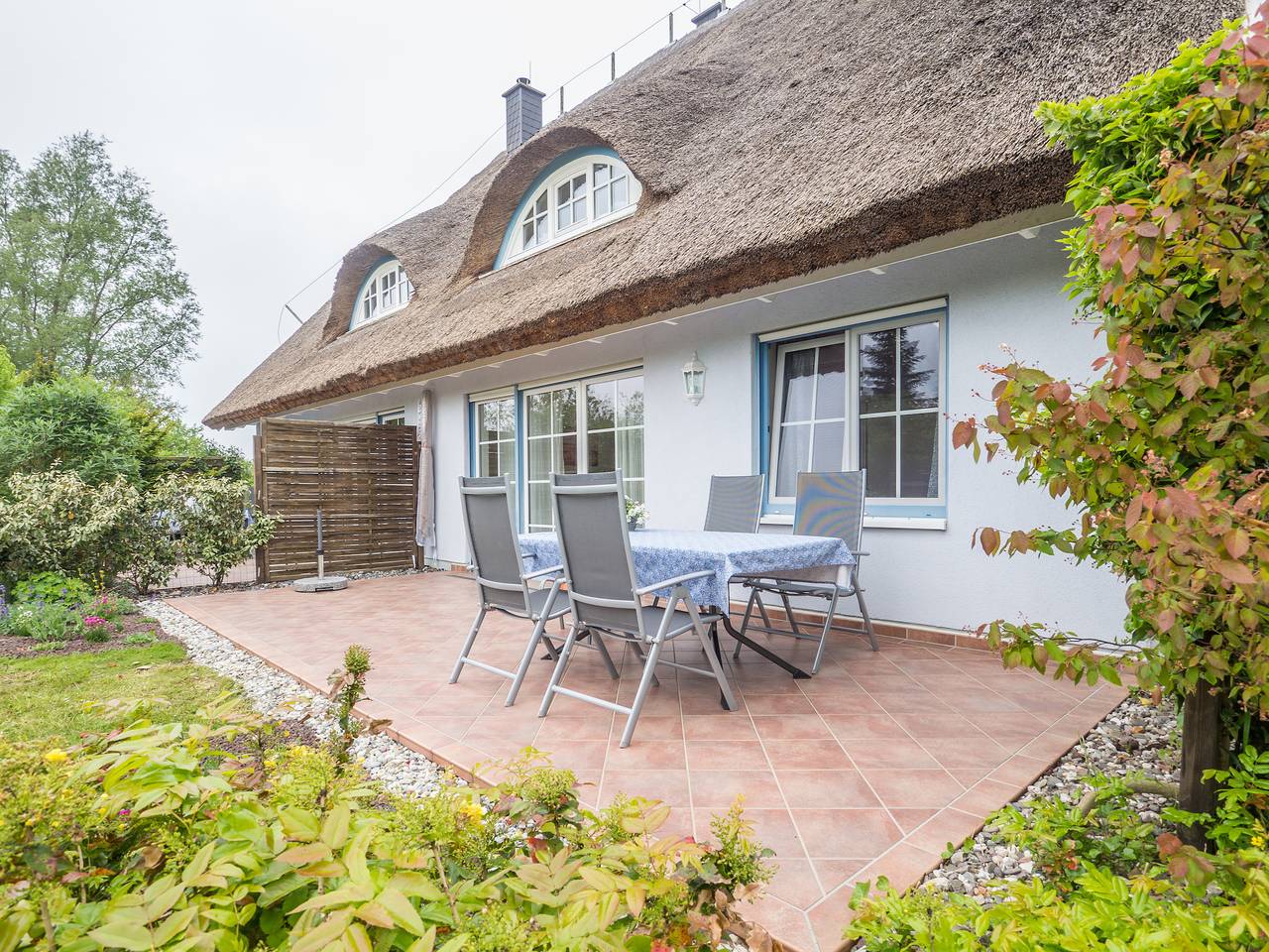 Apartamento vacacional entero, Kapitänshaus Kittler - Alte Liebe - Fewo Eg in Wiek, Rügen