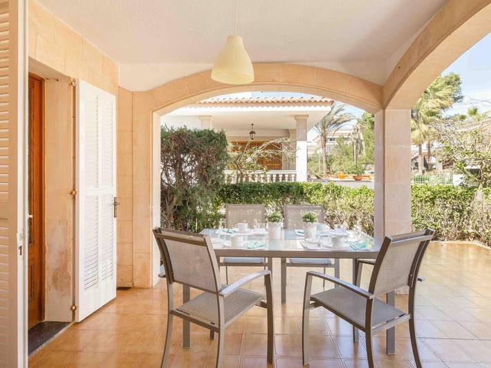 Bugambilla - Cosy chalet just 100 metres far from the beach in Playa de Muro, Muro