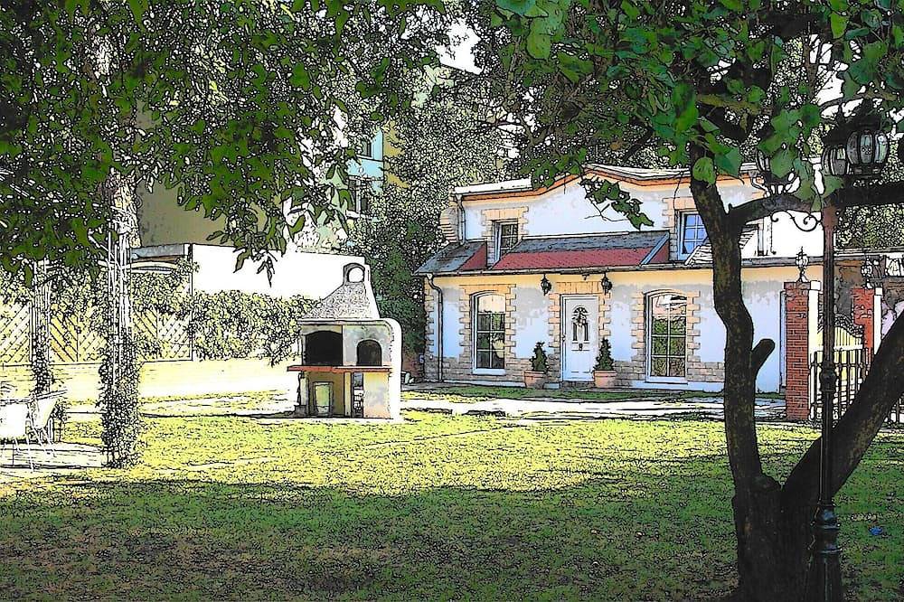Mediterranes Ferienhaus, Berlin Steglitz-Zehlendorf, 4 Schlafzimmer, 11 Personen in Steglitz-Zehlendorf, Berlin