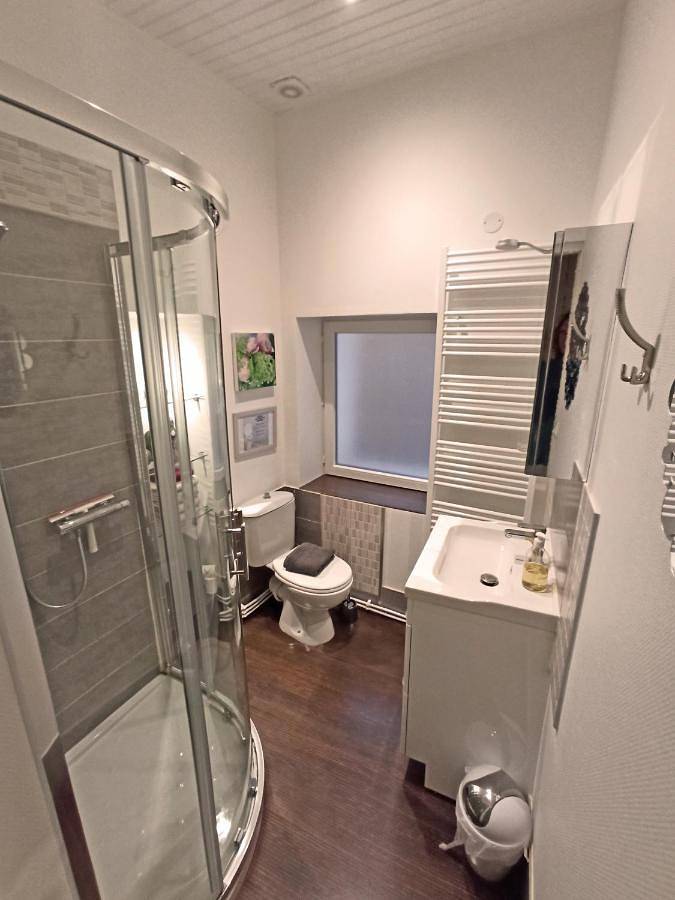 Gîte pour 4 personnes, avec vue dans Circuit de Nevers Magny Cours - 3