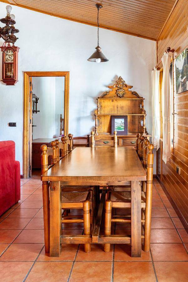 Casa rural para 10 personas, con Balcón y Terraza además de Jardín y Piscina en Alcalá del Júcar - 4