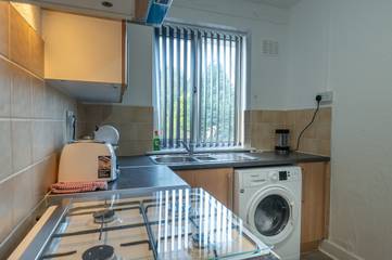 Holiday Apartment for 5 People in Stoke-on-Trent, West Midlands, Photo 2