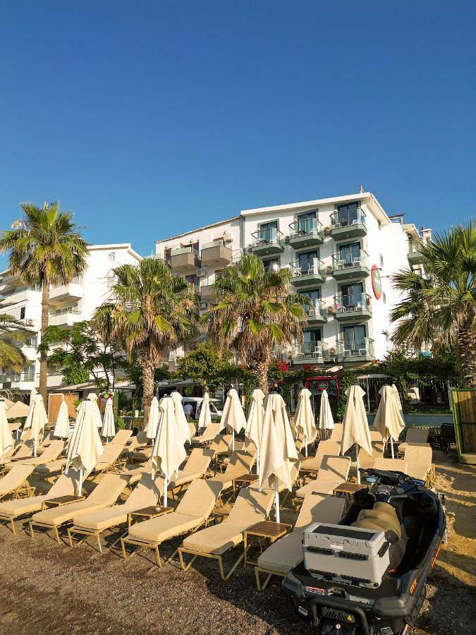 Hotel for 2 people, with balcony - 1