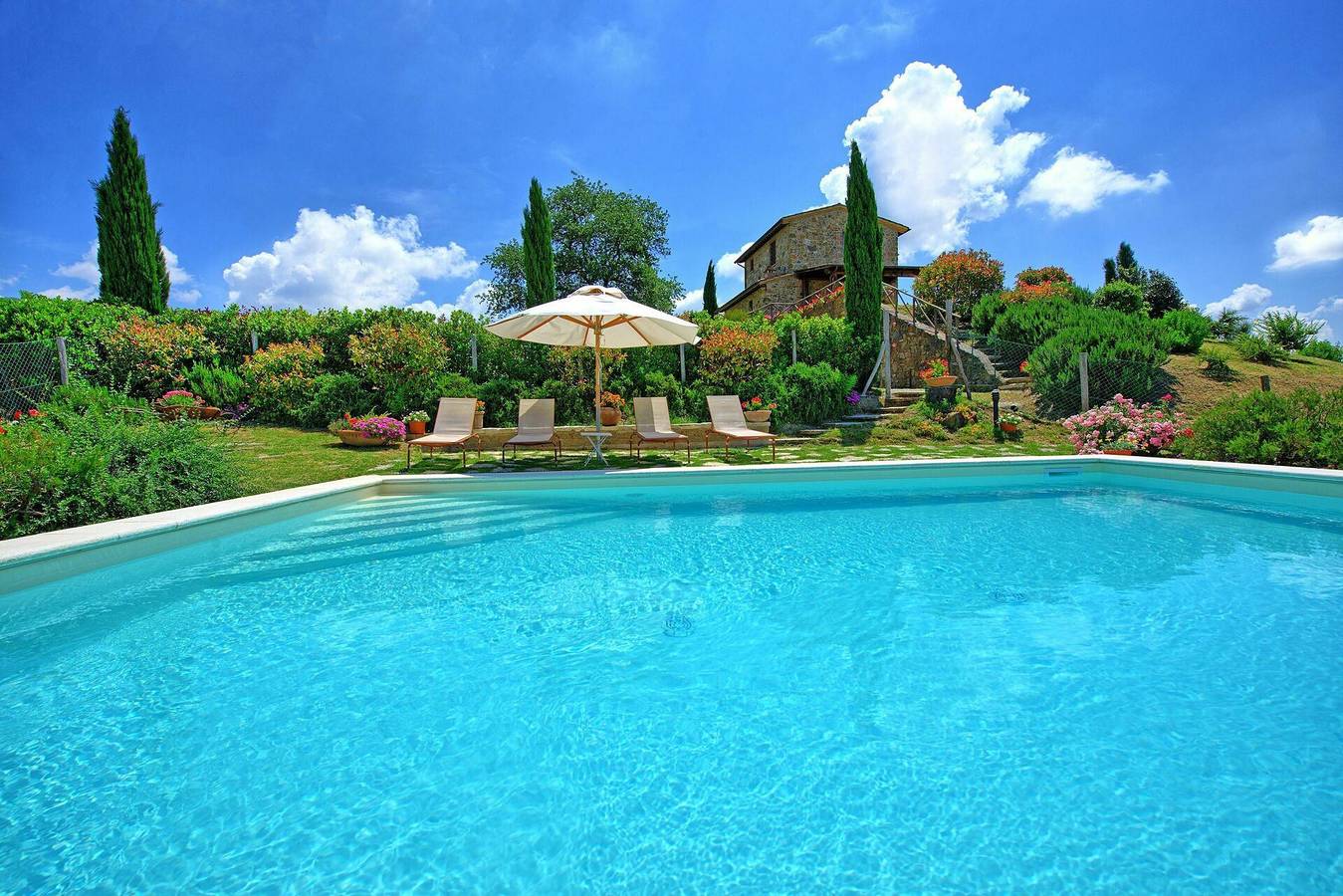 Villa für 6 Personen mit Pool in Trequanda, Siena Provinz