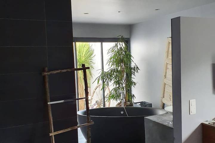 Location de vacances pour 10 personnes, avec jacuzzi ainsi que jardin et terrasse, animaux acceptés à Millas - 4