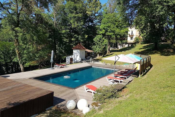 Maison de vacances pour 6 personnes, avec Balcon ainsi que Jacuzzi et Jardin à Oullins