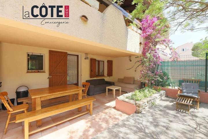 Gîte pour 5 personnes, avec terrasse, animaux acceptés dans Office de Tourisme de Sausset-les-Pins
