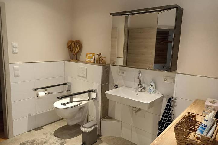 Ganze Wohnung, Auszeit 1, ruhige & idyllische Lage, die etwas andere Ferienwohnung in Rattelsdorf, Landkreis Bamberg