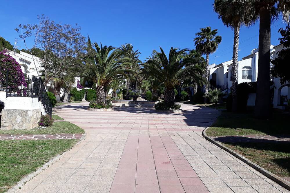 Ganze Wohnung, Liebe 2-Bett-Wohnung.  4 Personen mit Wlan, Sat-Tv und Pool. in Toscamar, Jávea