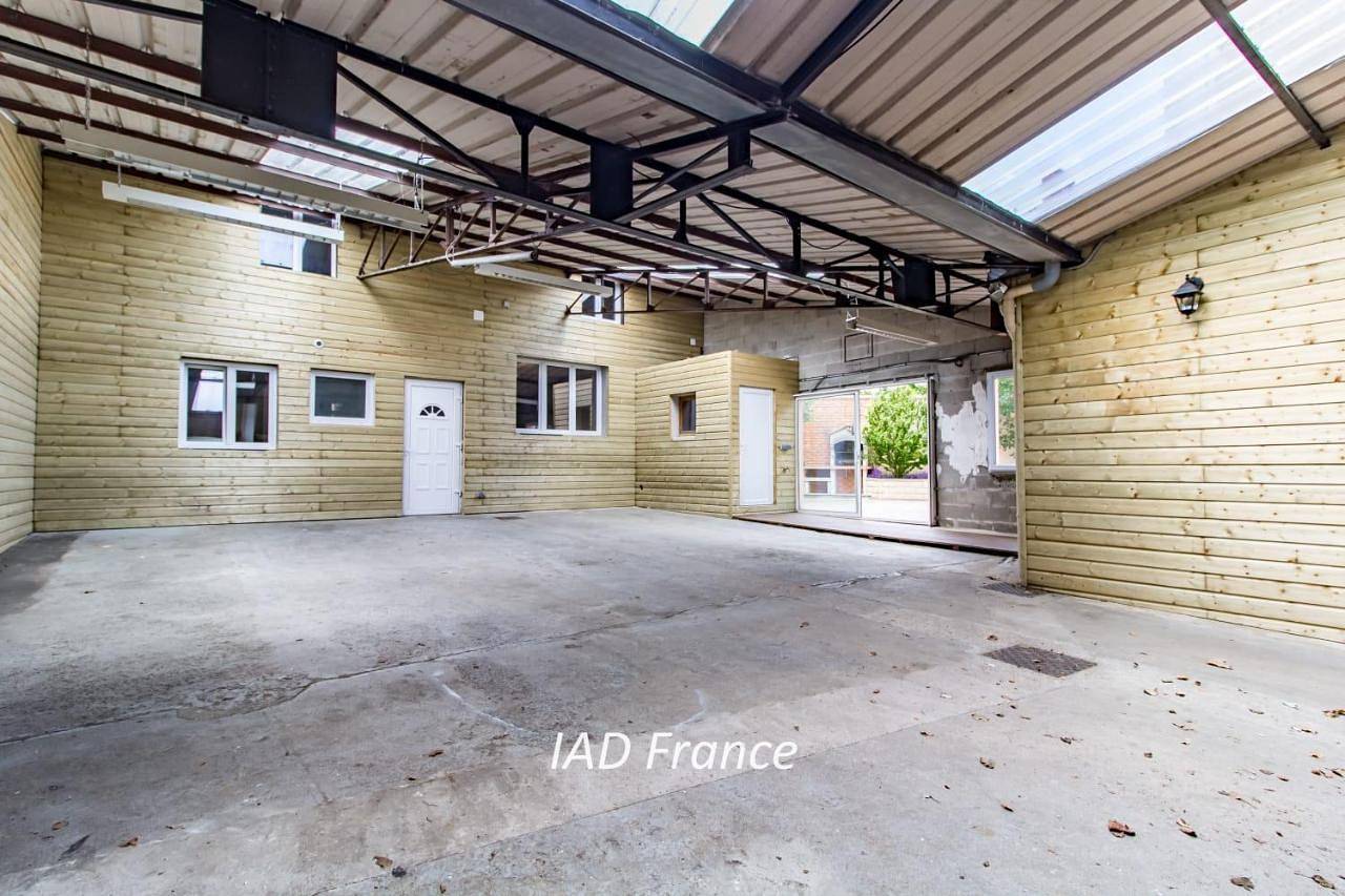 Seven-Bedroom House in Chambourcy, Yvelines