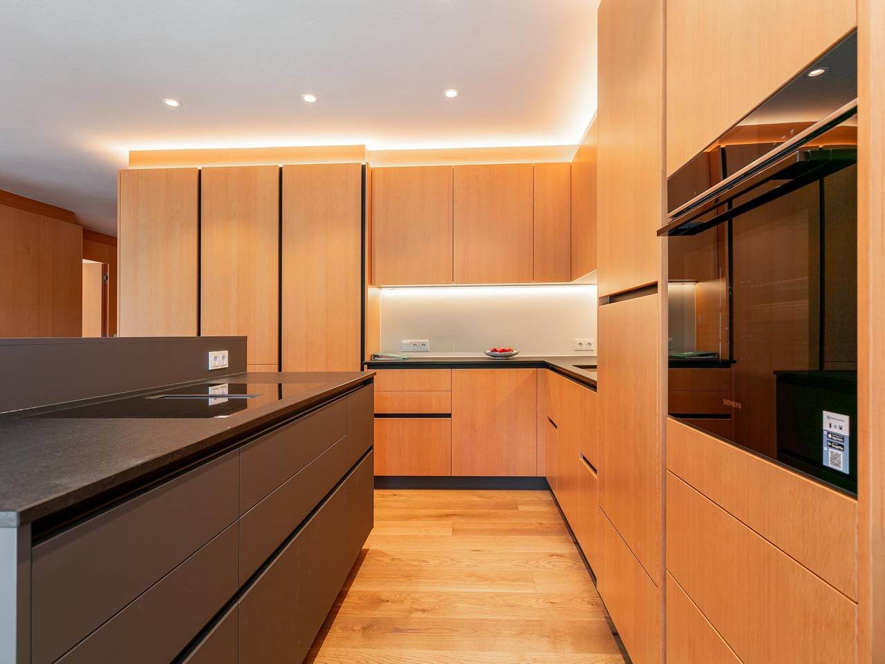 Ganze Wohnung, Luxus-Apartment, 600m zu Hahnenkamm & Skilift in Kitzbühel, Hohe Salve