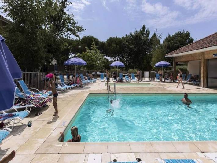 Gîte pour 2 personnes, avec piscine et terrasse, animaux acceptés dans Port d'Hourtin - 4