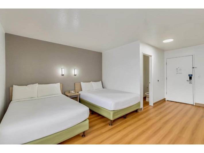 2 Full Beds | Hearing Access Nsmk Micfridg in Ogden, Weber County