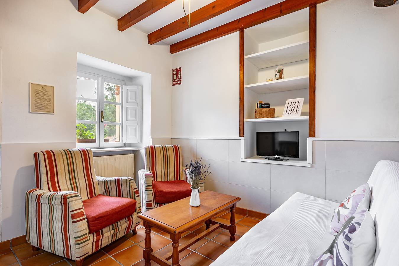 Ganze Wohnung, Ferienwohnung 'Florenta A1' mit Bergblick, privater Terrasse und Wi-Fi in Cangas de Onís, Costa Verde (Spanien)