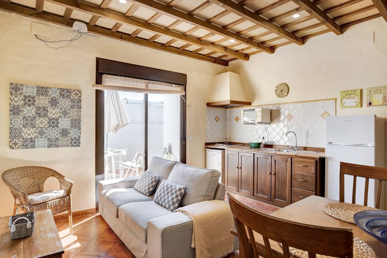 Apartamento 'Clara 1' cerca del mar con terraza y Wi-Fi in Conil de la Frontera, Costa de la Luz