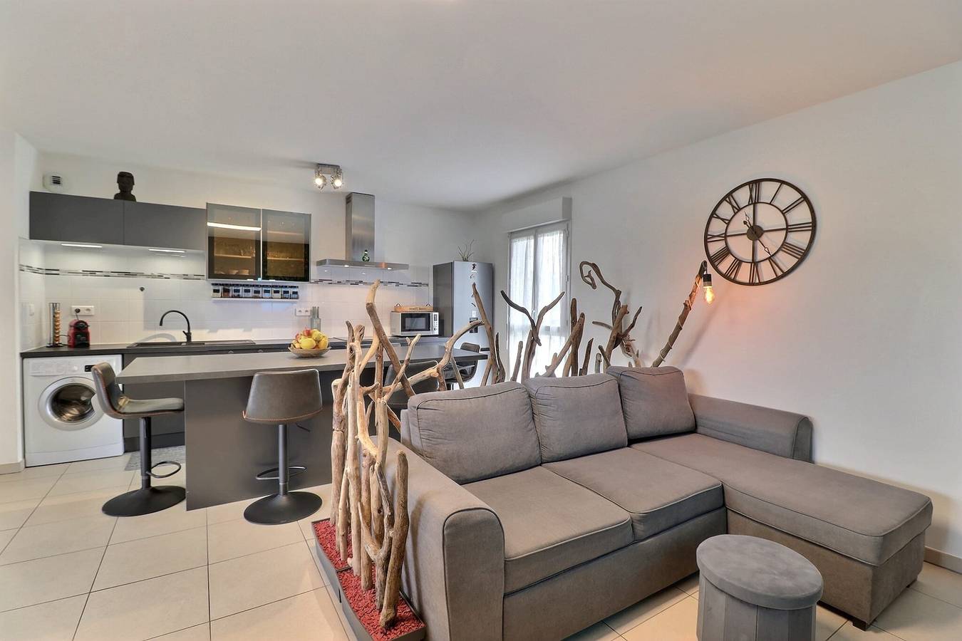 Appartement entier, Evasion Tropicale - Terrasse et vue montagne. in Sarrola-Carcopino, Région d'Ajaccio