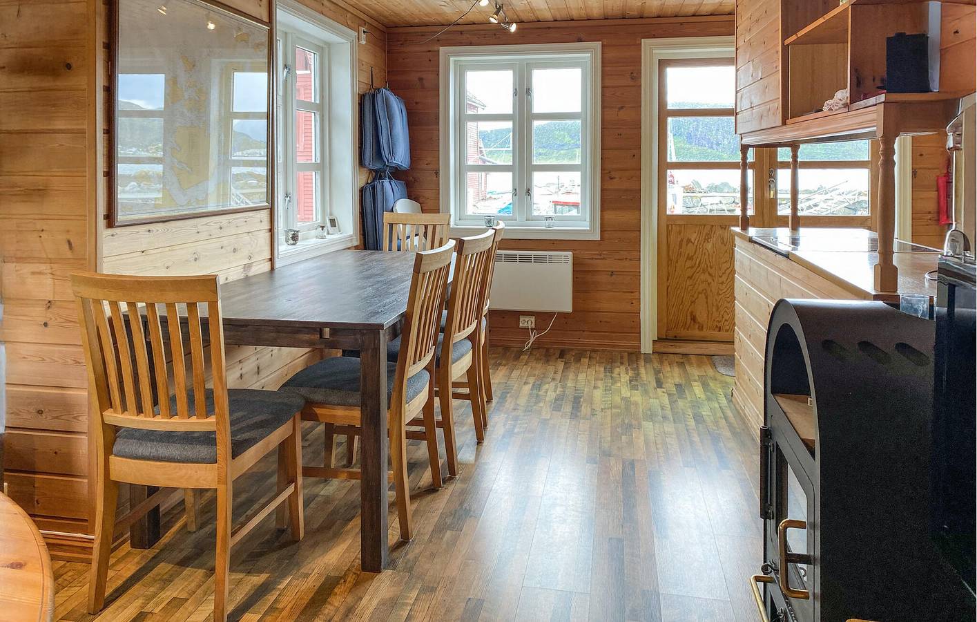 Ferienhaus für 6 Personen mit Ausblick in Herøy