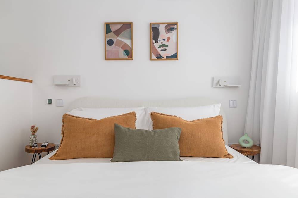 Urban Loft - Our Chic City Loft! in Cedofeita, Porto