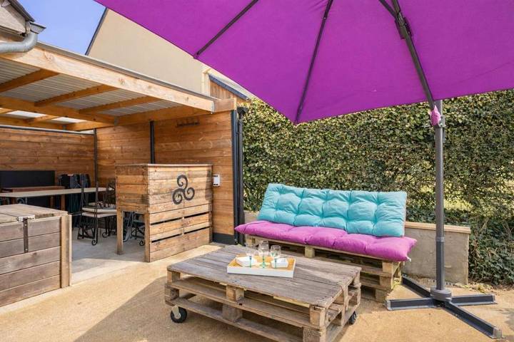 Location de vacances pour 8 personnes, avec jardin et piscine à Saint-Père-Marc-en-Poulet - 3