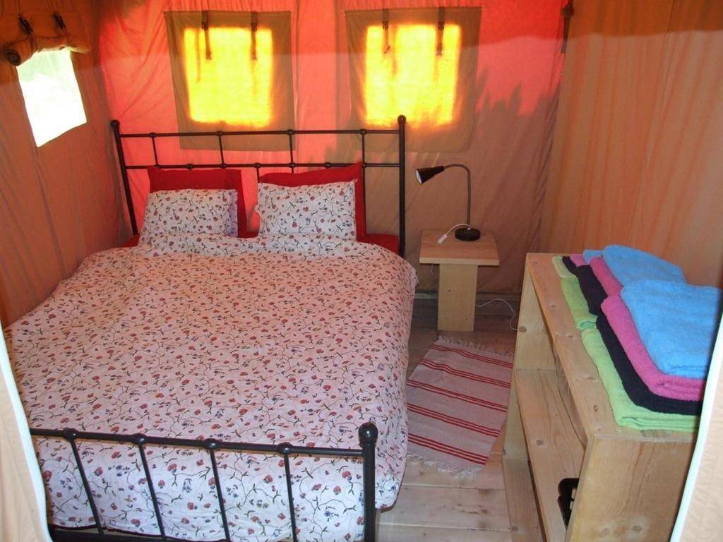 Tent in Saint-Antonin-Noble-Val, Quercy